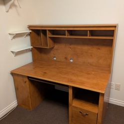 Free Desk