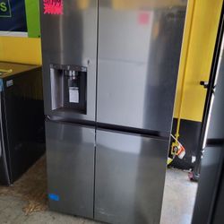 LG Side By Side Refrigerator 27 Cubic Feet