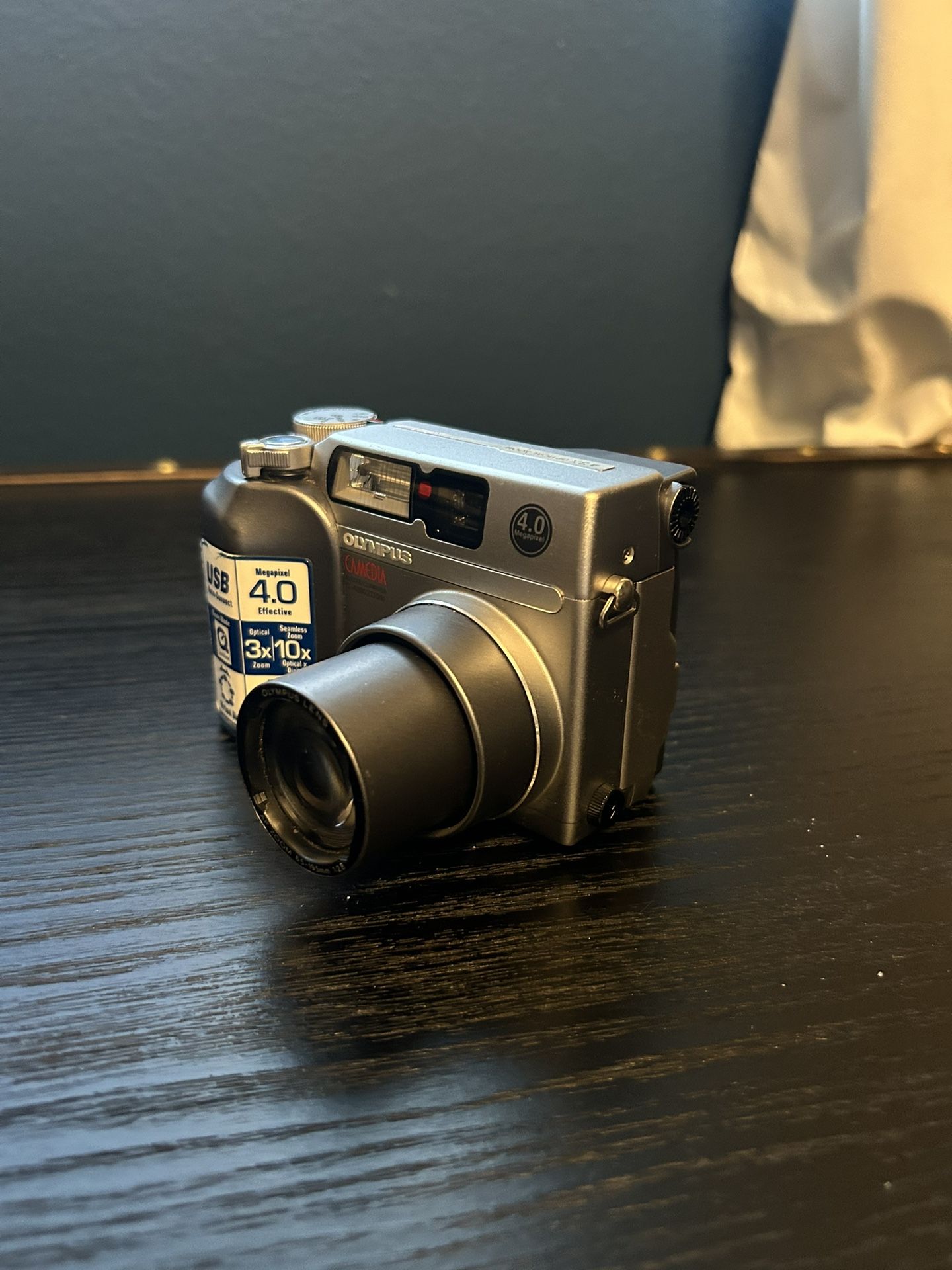 Olympus Camedia C-4000 digital camera