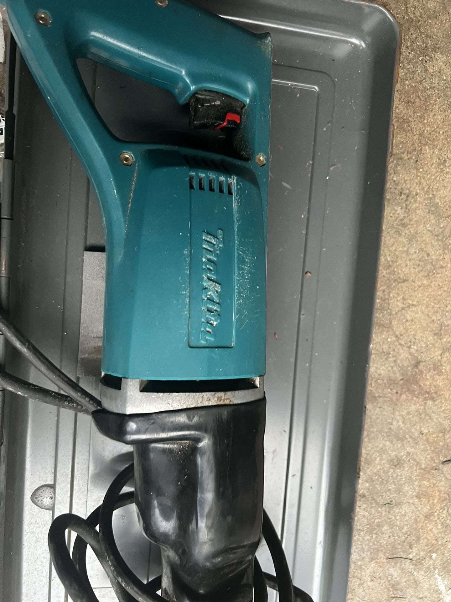 MAKITA JR3000V Corded Reciprocating Saw w/Case Variable Speed Heavy Duty