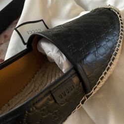 Gucci Flats