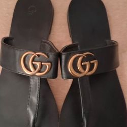 Size 8 Gucci Woman's Black Sandals