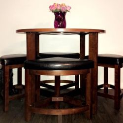 Round Dining Table With 4 Chairs