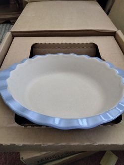 Pampered Chef Deep Dish Pie Plate