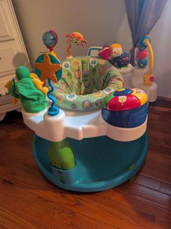 Baby activity seat