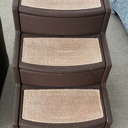 Like New PetGear Petsmart 3 Step For Your Pet