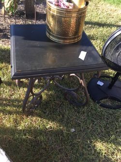 End table with metal base