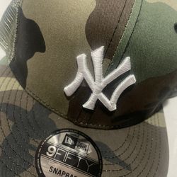 New York Yankee SnapBack