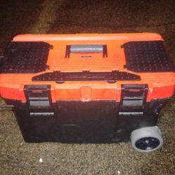 Keter Master mate Rolling Tool Box