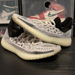 ADIDAS YEEZY 350 V2 CMPCT SIZE 11