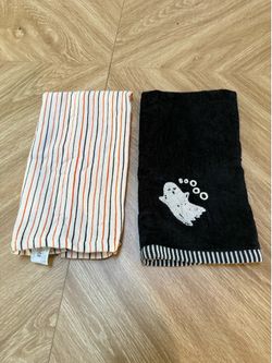 Target Hyde and EEK Halloween Hand Towel Set