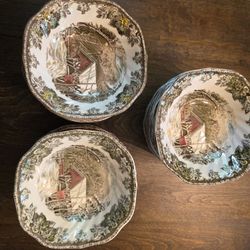 Friendly Village 29 Covered Bridge 6" Cereal BOWLS Red And Green Marka