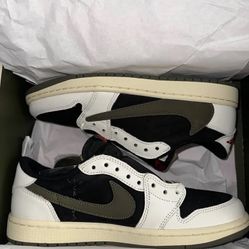 Travis Scott Jordan Low Size 8