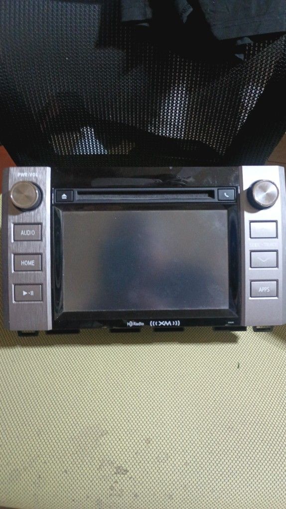 Radio For Tundra 18. To 20