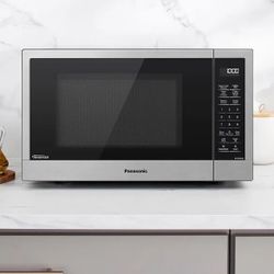 Panasonic 1.2 Cu. Ft. 1200-Watt Countertop Microwave Oven with Inverter Technology