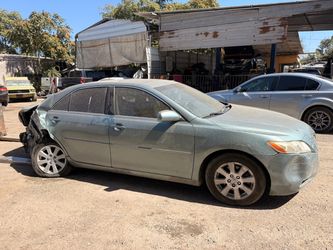 2009 Toyota Camry 4cyl ***for parts only***