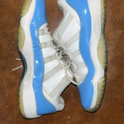 Air Jordan Retro 11 UNC size 6 fix a sara