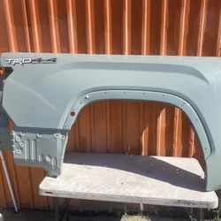 Toyota Tundra. Right Rear. Quarter  Panel. Shell  OEM. Short Bed Good Condition.   2022-2013-2024. Used 