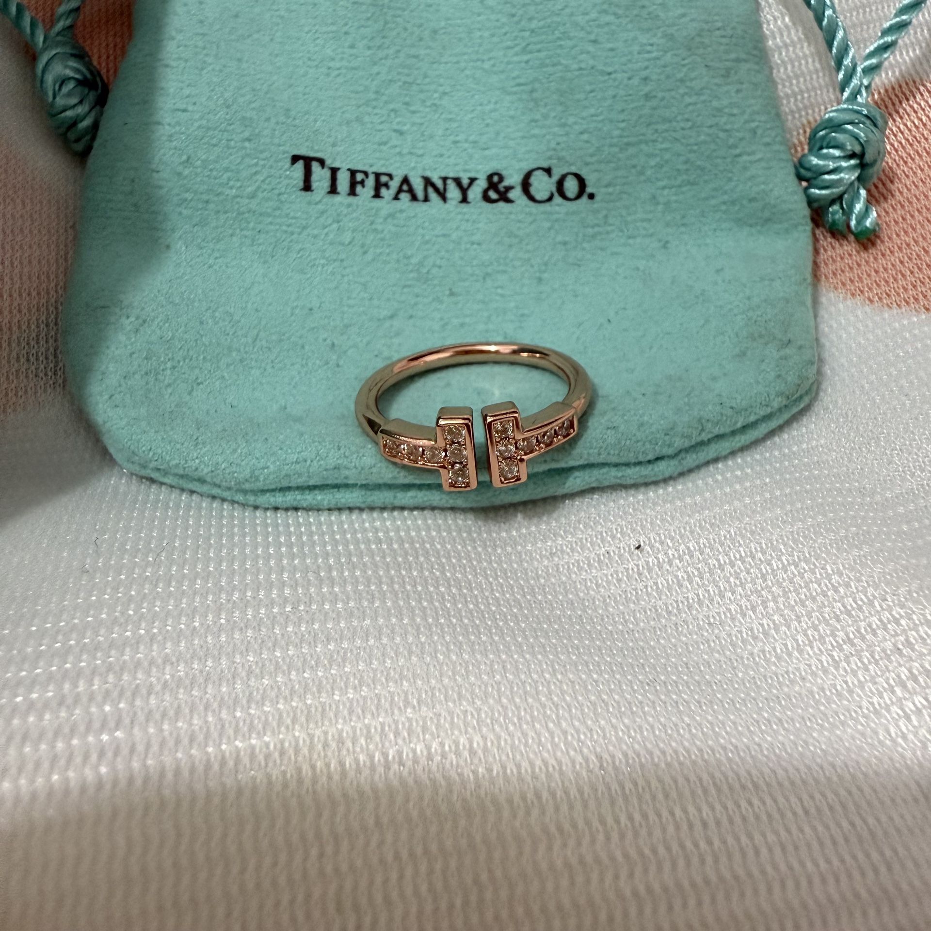 Tiffany Round Brilliant Diamonds Ring SIZE 7