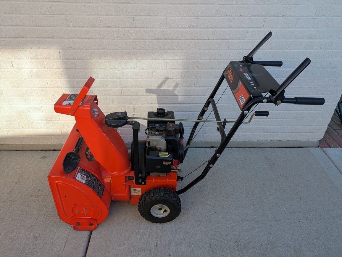 Ariens 520 Snow blower
