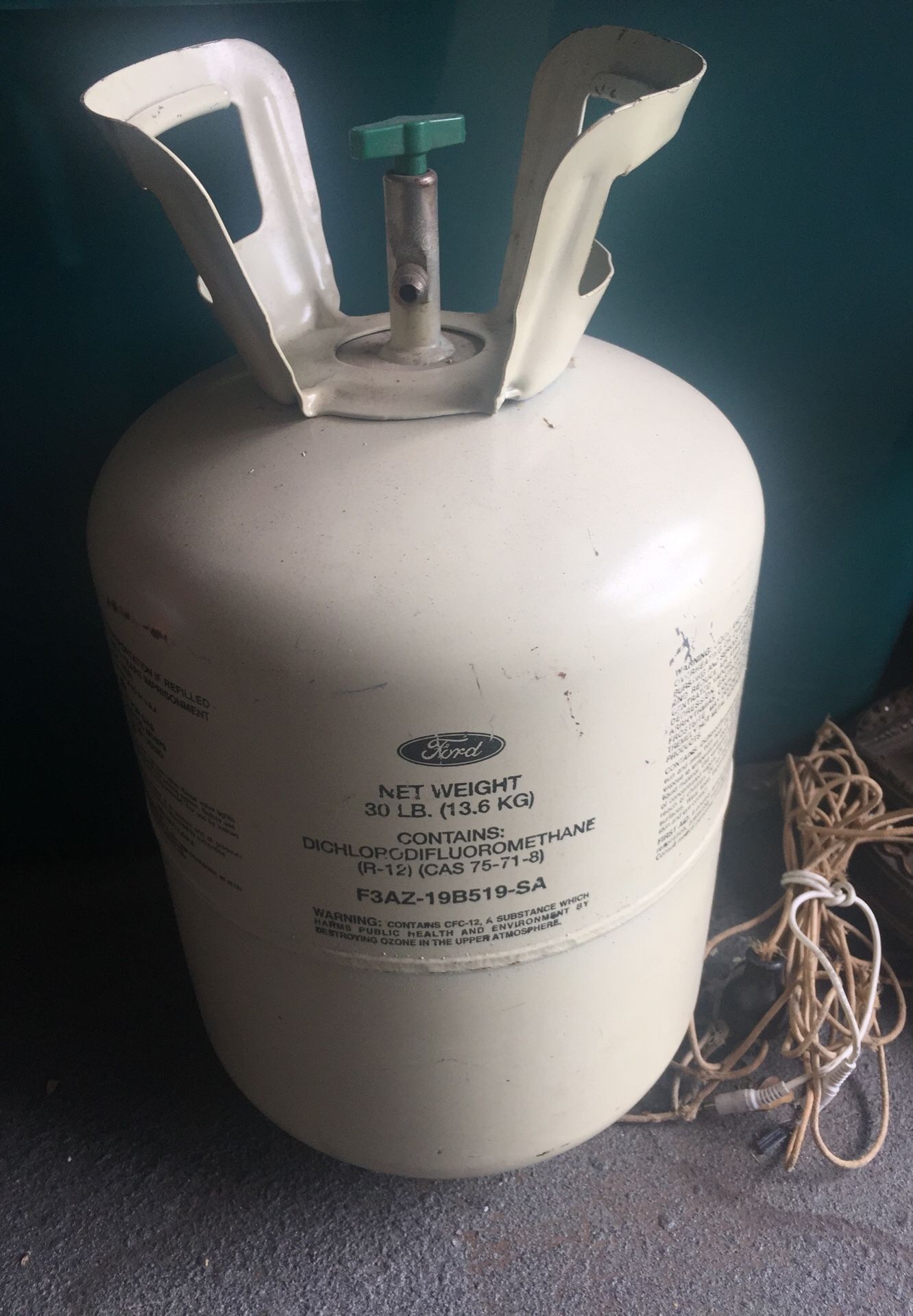 30 LB Pound Cylinder R12 Ford Motorcraft F3AZ19B519SA for Sale in Hallandale Beach, FL OfferUp