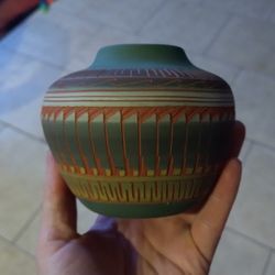 Navajo Pottery 