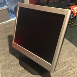 Compaq Flatscreen Monitor 15 In