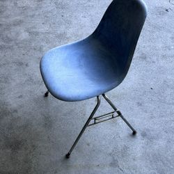 Herman Miller Eames Chair Vintage Fiberglass