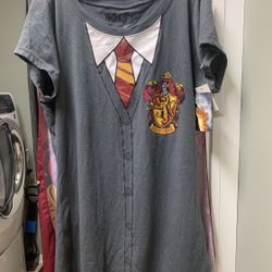 Harry Potter Halloween Shirt W/ Cape Size Youth 16/Adult Small