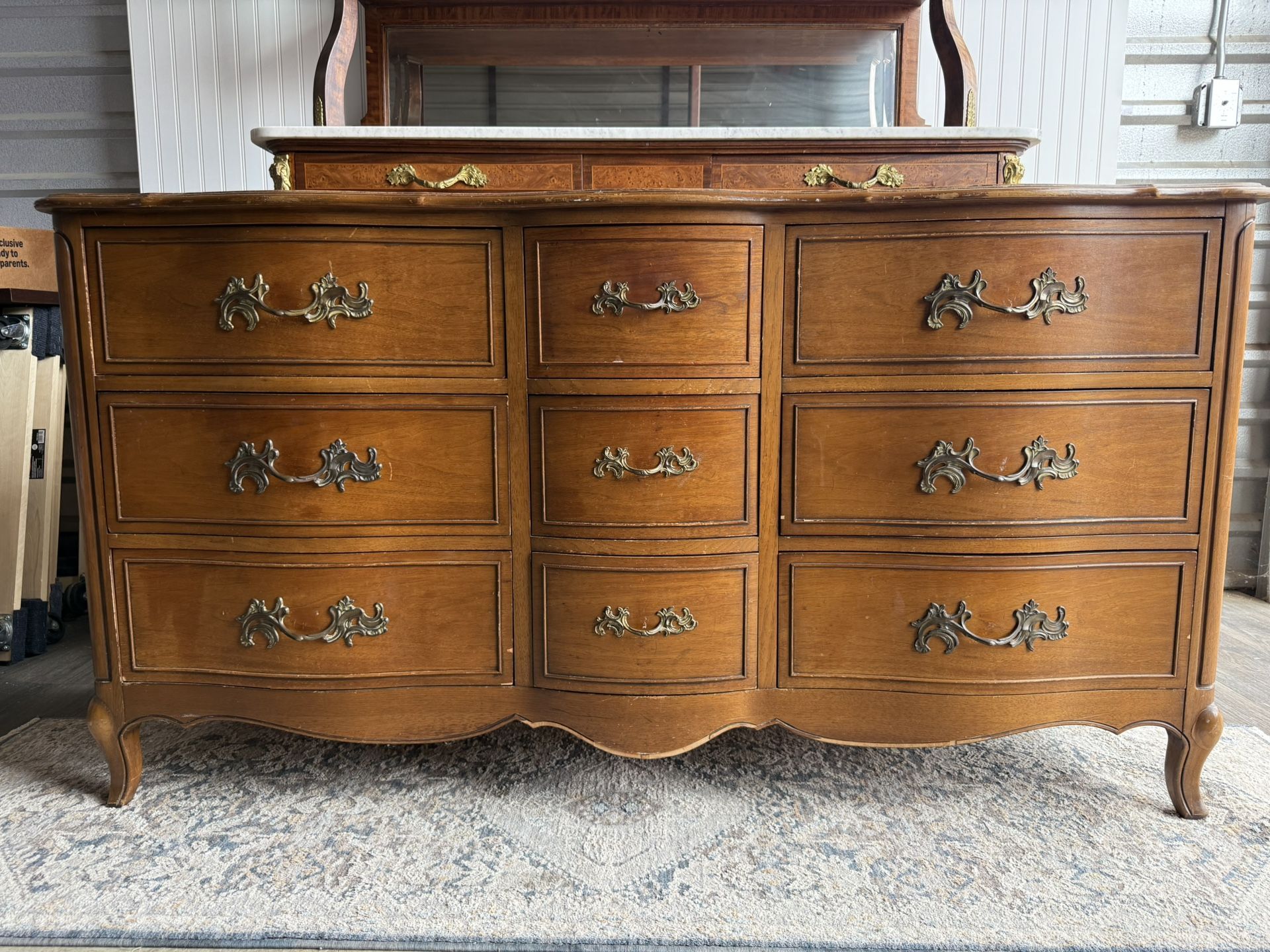 French Dresser