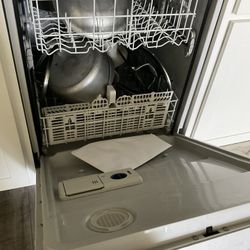 Whirlpool Dishwasher