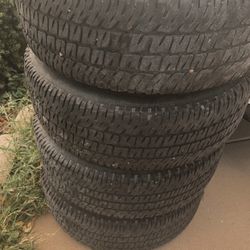 TIRES Michelin LT265/70R17