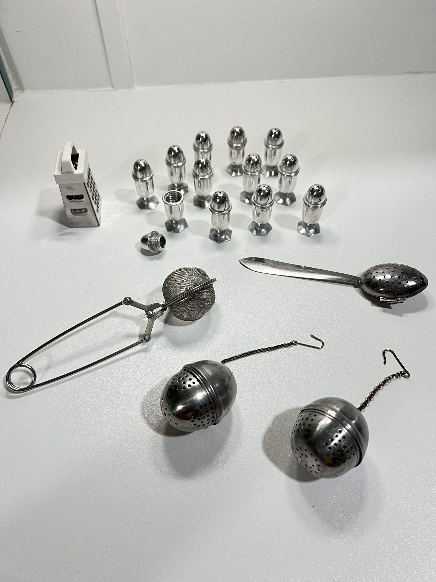 Salt and Pepper set Lot vintage