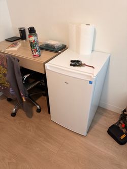 FOR SALE: Mini Fridge $120