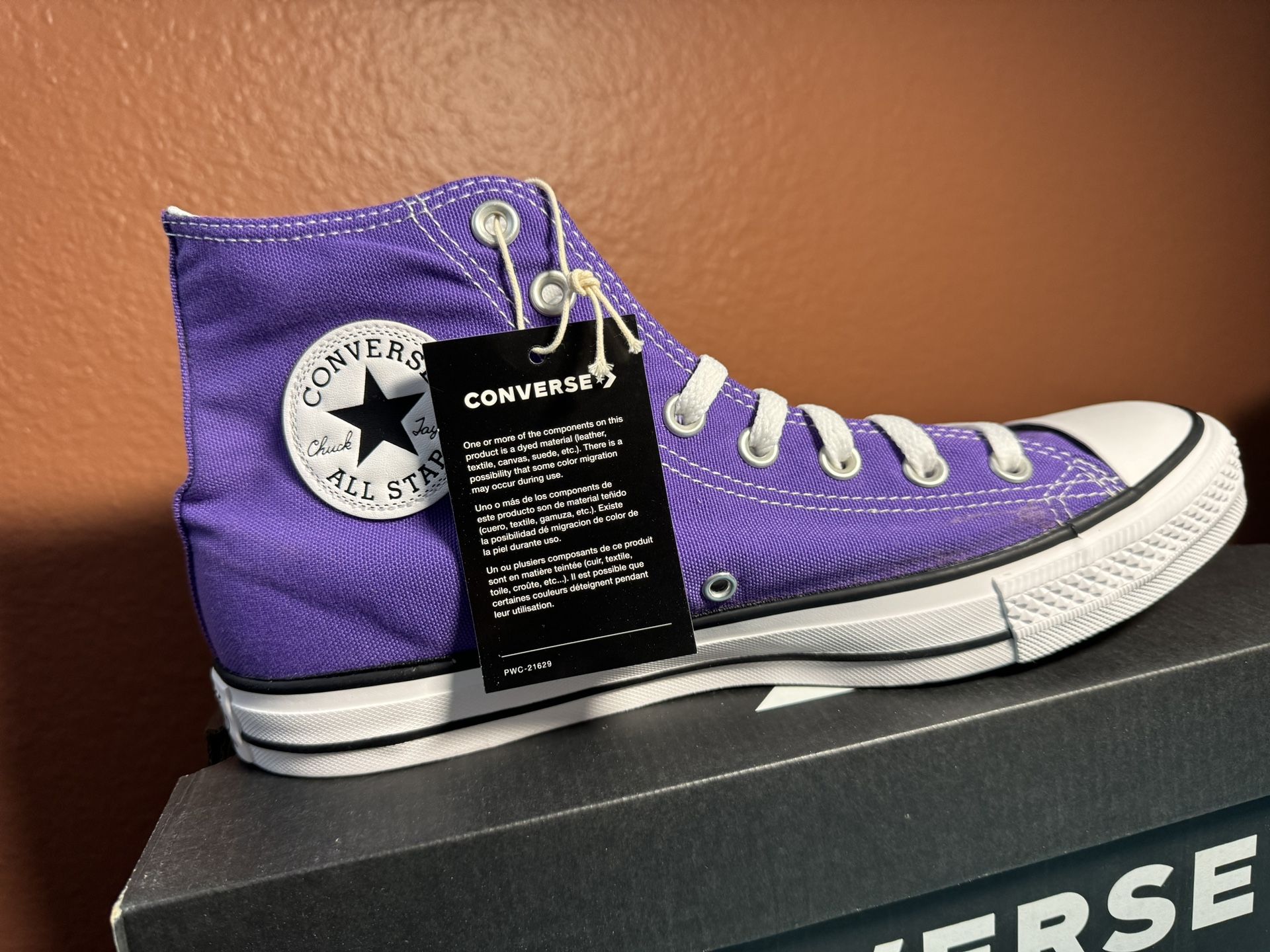 Converse Chuck Taylor All Star Electric Purple Unisex High Top Shoe Men’s 9 / Women’s 11