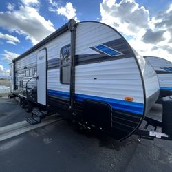 RV 32 Feet! (With Bunk Beds)