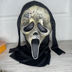Scream Mask