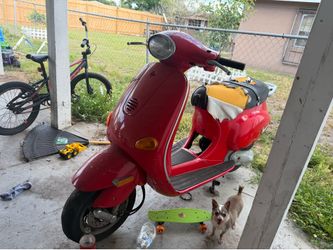 2003 Vespa ET2