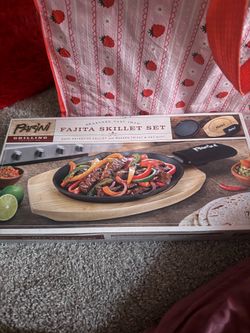 Fajita skillet set