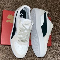 $80 Puma Suede Shoes Size 12