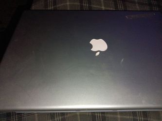 Apple MacBook pro Laptop 2008