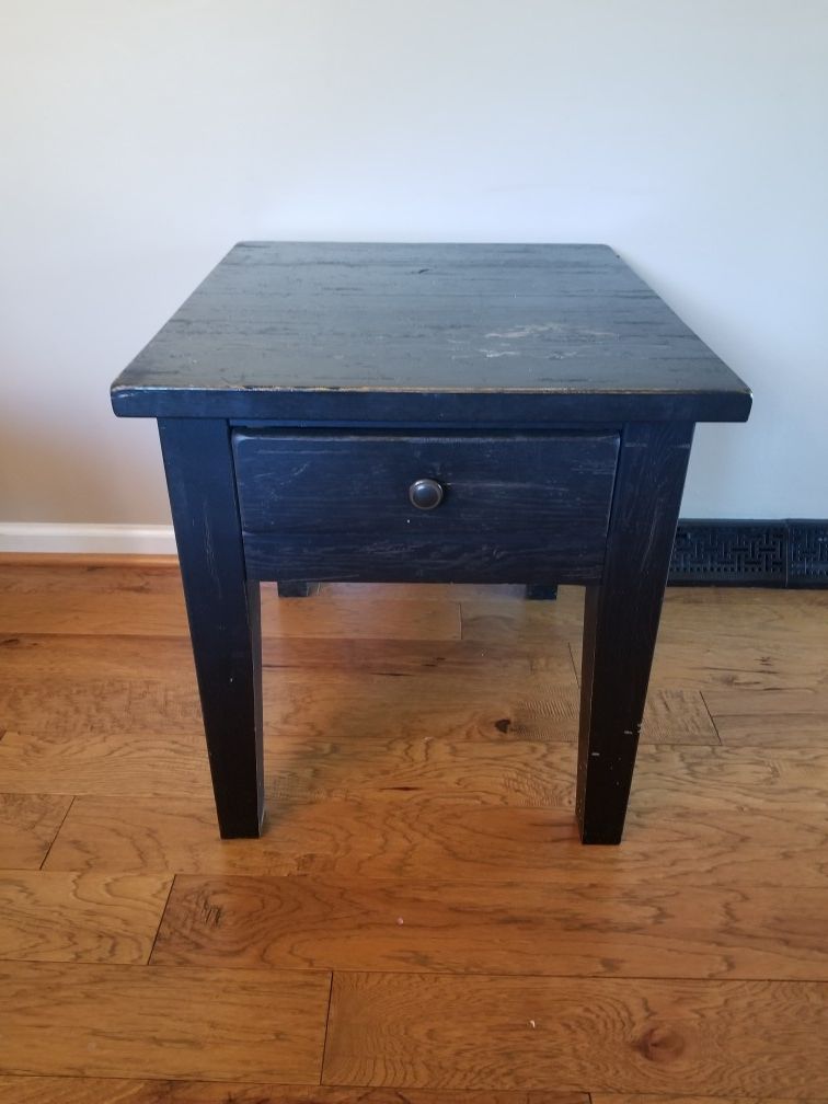 Broyhill Attic Heirlooms End Table