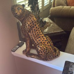 Statue Decor