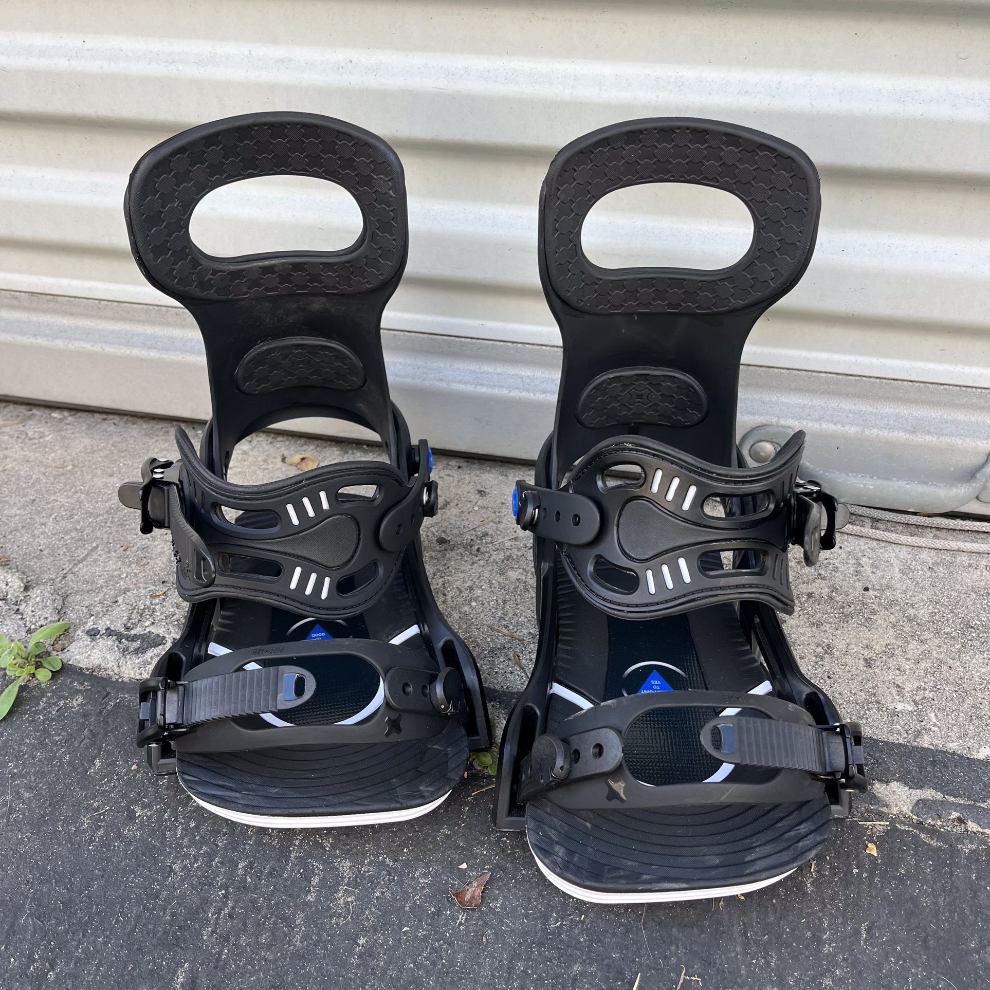 Bent Metal snowboard bindings WOMEN'S LARGE