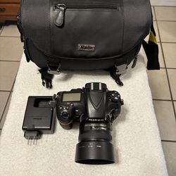 Nikon D810 W Lens And Bag