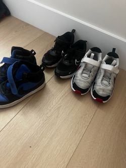 Kids shoes size 2-4