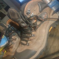 Merrell Waterproof Mens Hiking Size 9.5