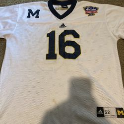 Michigan Woulverines  Jersey Size  XL  In Mens  (Nike)