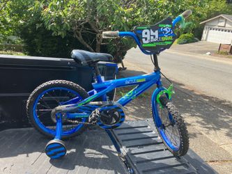 Child Kid Children Bike 16” Wheels With Training Wheels Bicycle Tricycle Trike in Good Condition
