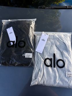 Alo Yoga Uncuffed Sweatpants – Unisex | Black & Gray | Sizes S/M/L | Brand New | Few Left Moving Fast